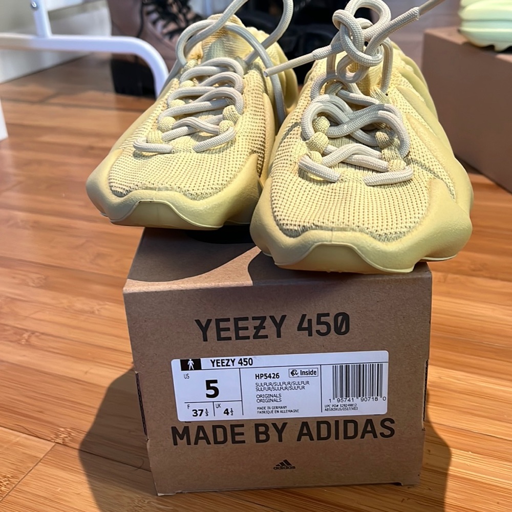 Sulfar Yeezy 450’s
